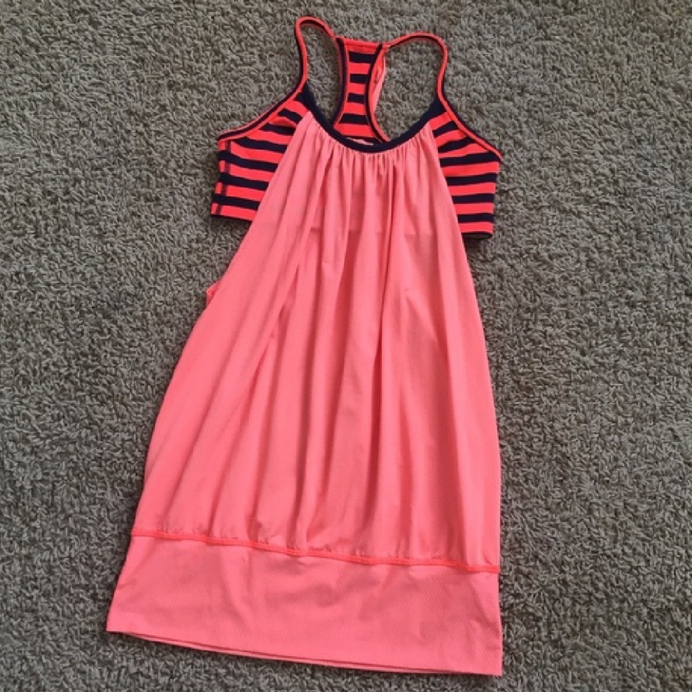 Lululemon No Limit tank